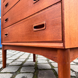 Kommode Teak mit 7 Schubladen aus Dänemark