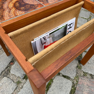 Beistelltisch Teak mit Zeitungsablage & Fliesen aus Dänemark