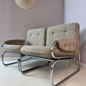 Zweisitzer Sofa Halina von Hellerau