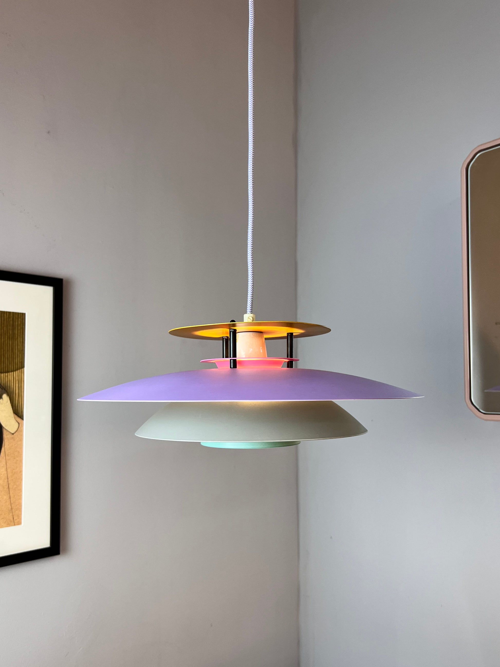Lamellenlampe neu lackiert lila pink mint