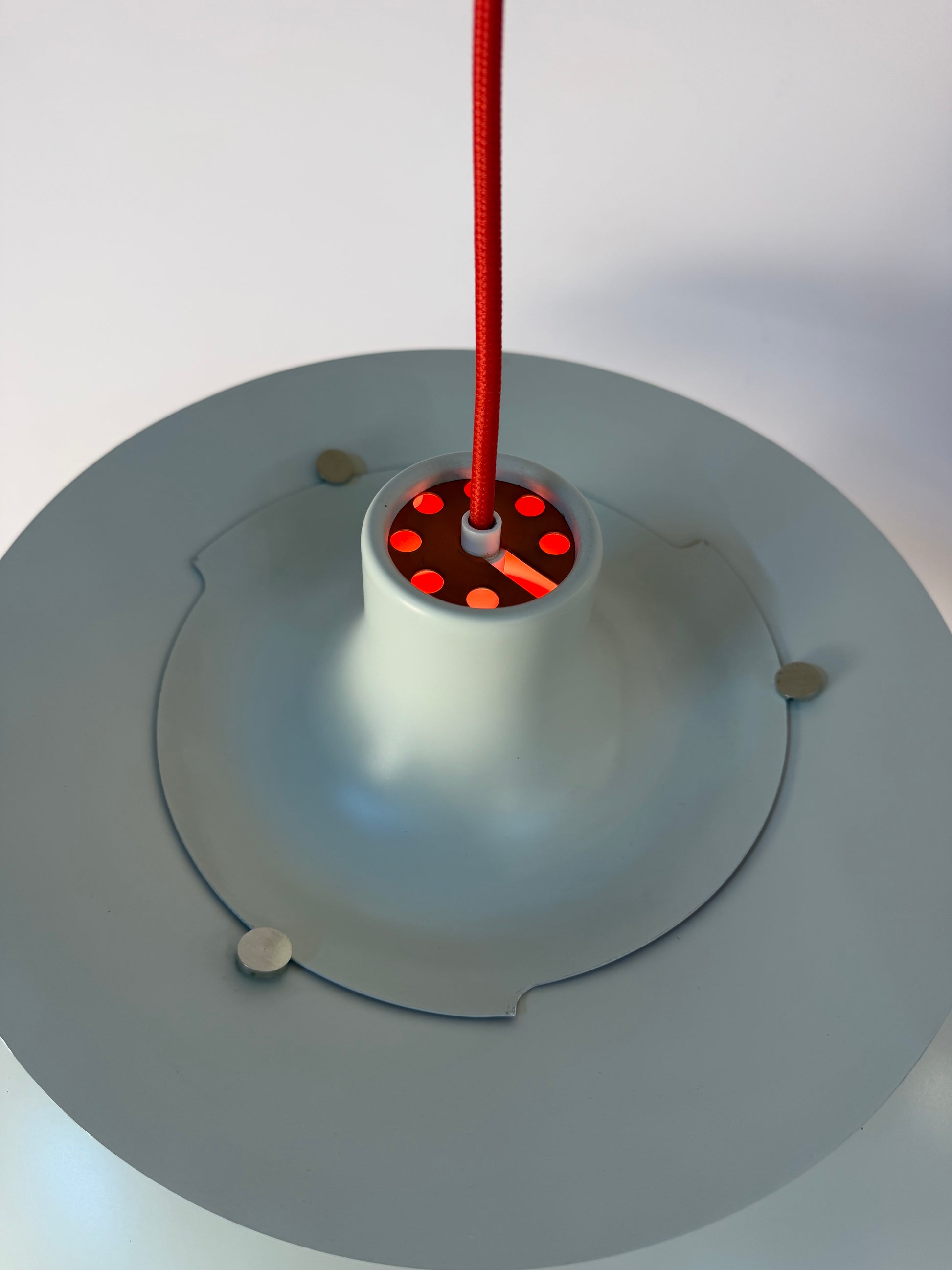 Lamellenlampe PH5 weiß von Poul Henningsen für Louis Poulsen