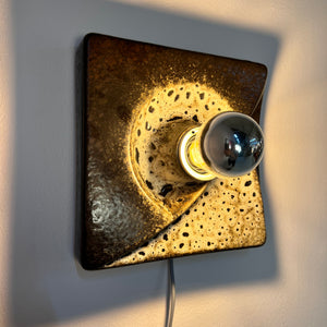 Wandlampe braun weiß Keramik von WGP PAN