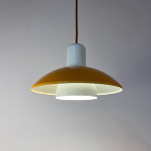 Lamellenlampe Typ 827 teils neu lackiert gelb weiß von Horn
