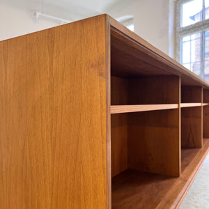 Sideboard Regal Nussbaum mit neuen Chromfüßen