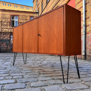 Sideboard Teak auf Hairpinlegs von rt Möbel
