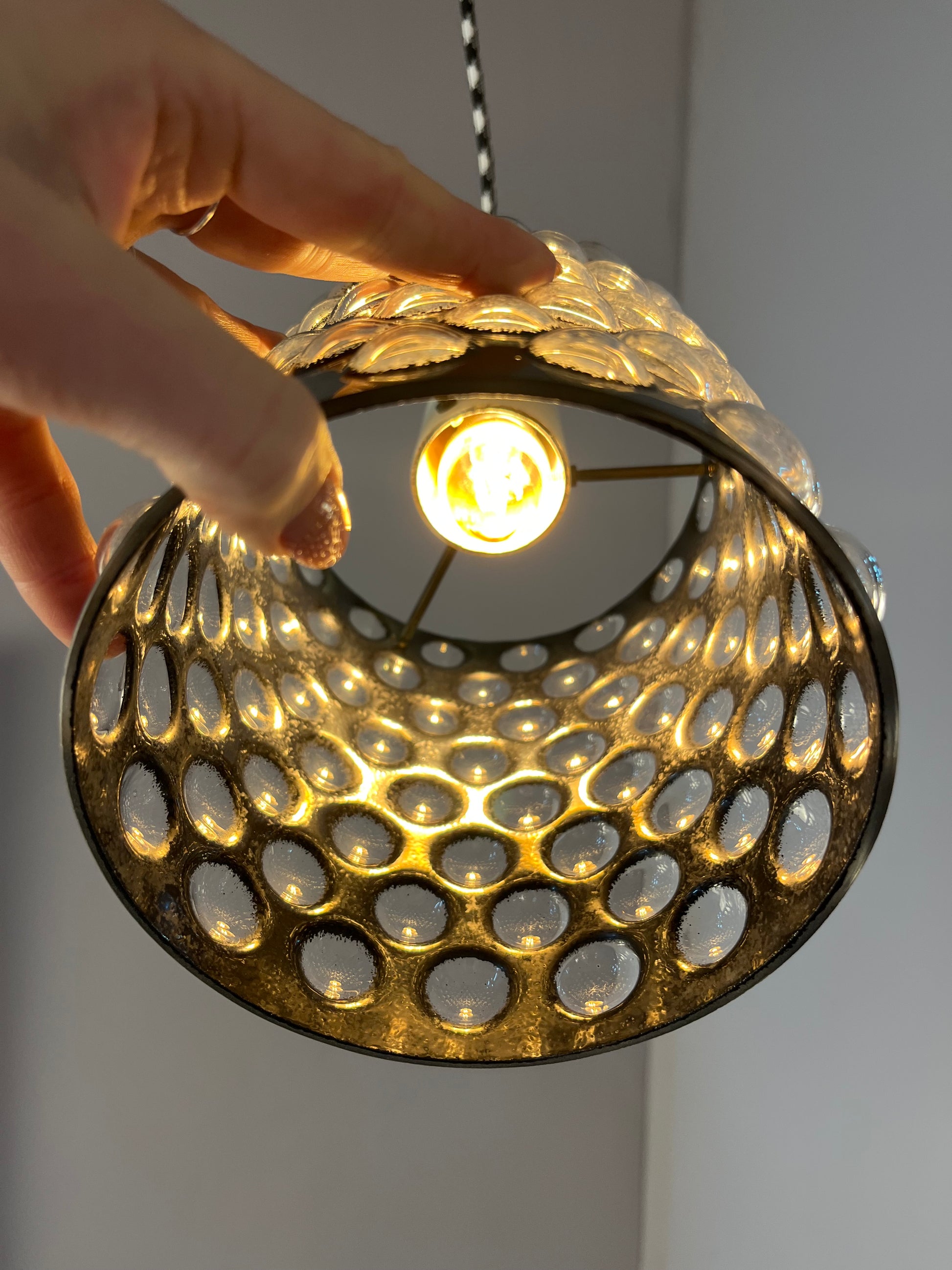 Hängelampe schwarz Bubbleglas aus Schweden