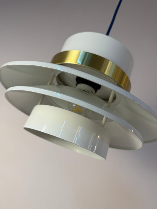 Lamellenlampe Hochglanz weiß Messing aus Dänemark