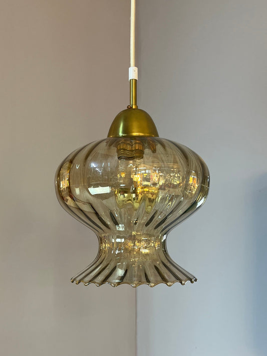 Hängelampe Glas mit Messing aus Dänemark