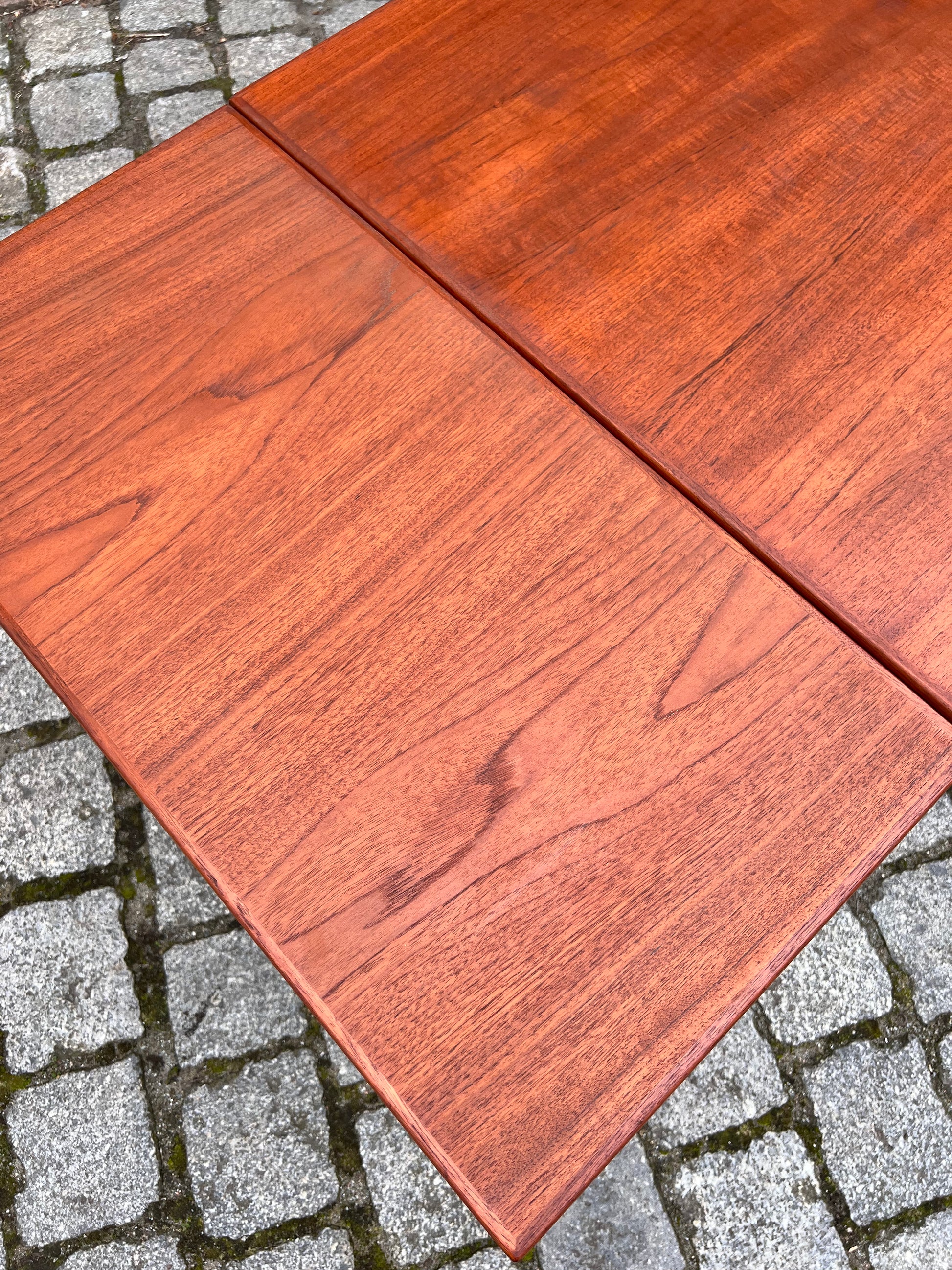 Esstisch Teak ausziehbar aus Dänemark