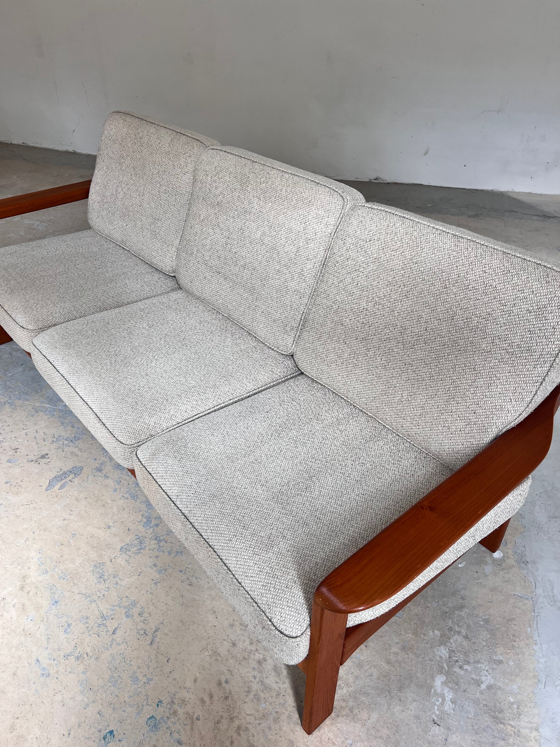 3-Sitzer Sofa Teak & Wolle aus Dänemark