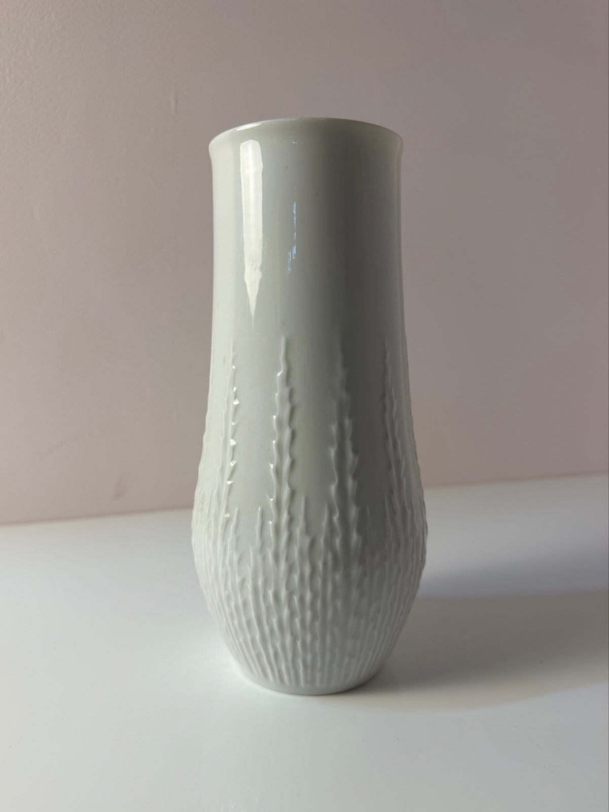 Vase weiß Porzellan von Hans Achtziger für Hutschenreuther