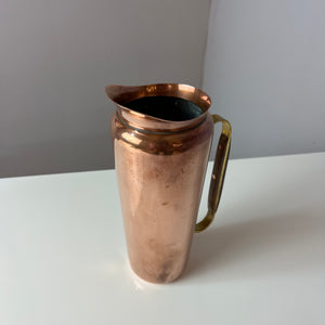 Krug Kupfer mit Holzgriff