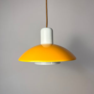 Lamellenlampe Typ 827 teils neu lackiert gelb weiß von Horn