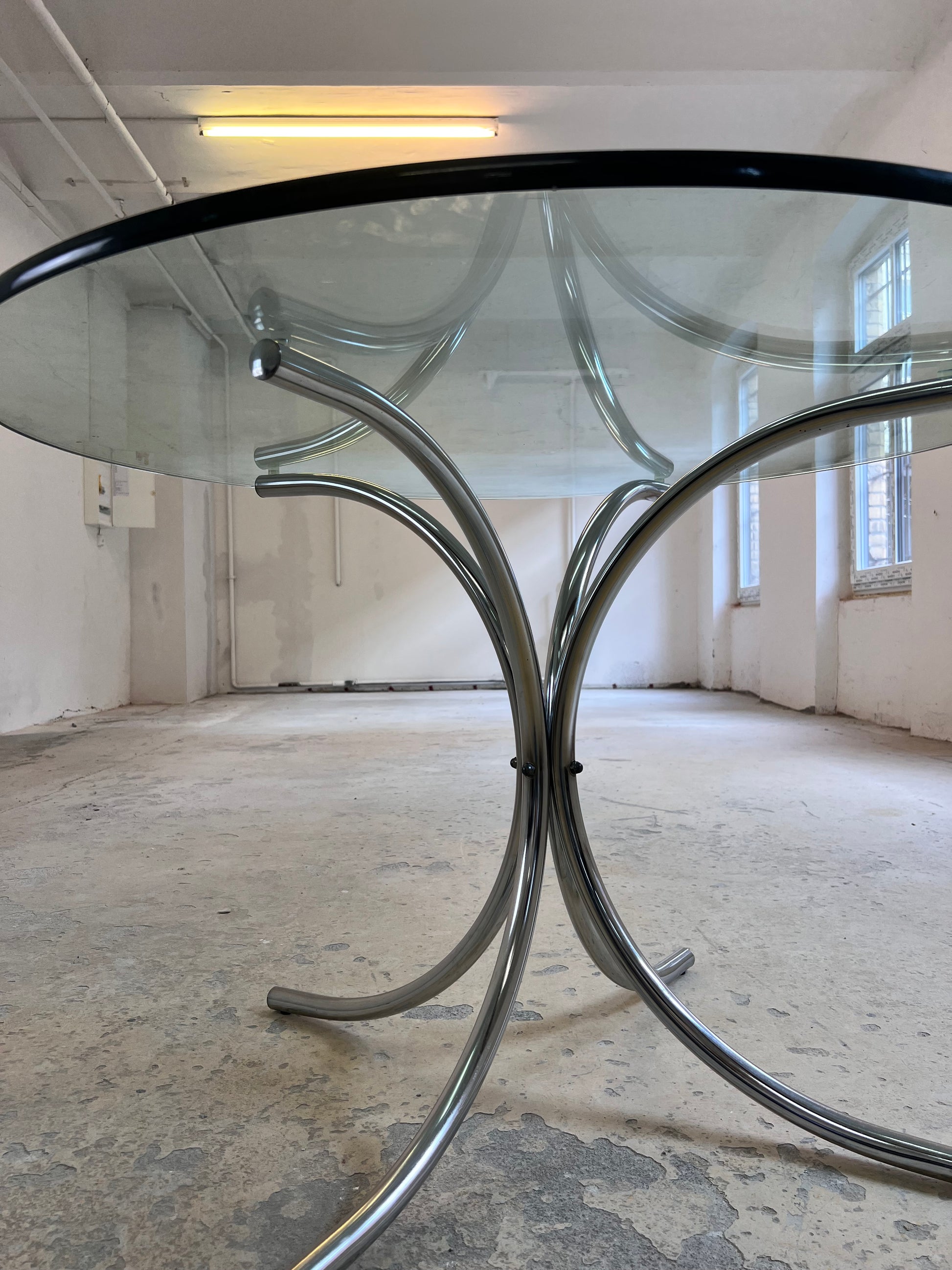 Runder Esstisch Glas & Chrom
