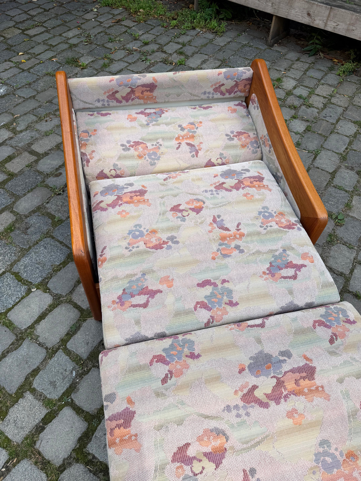 Schlafsessel / Gästebett Teak Textilstoff aus Dänemark