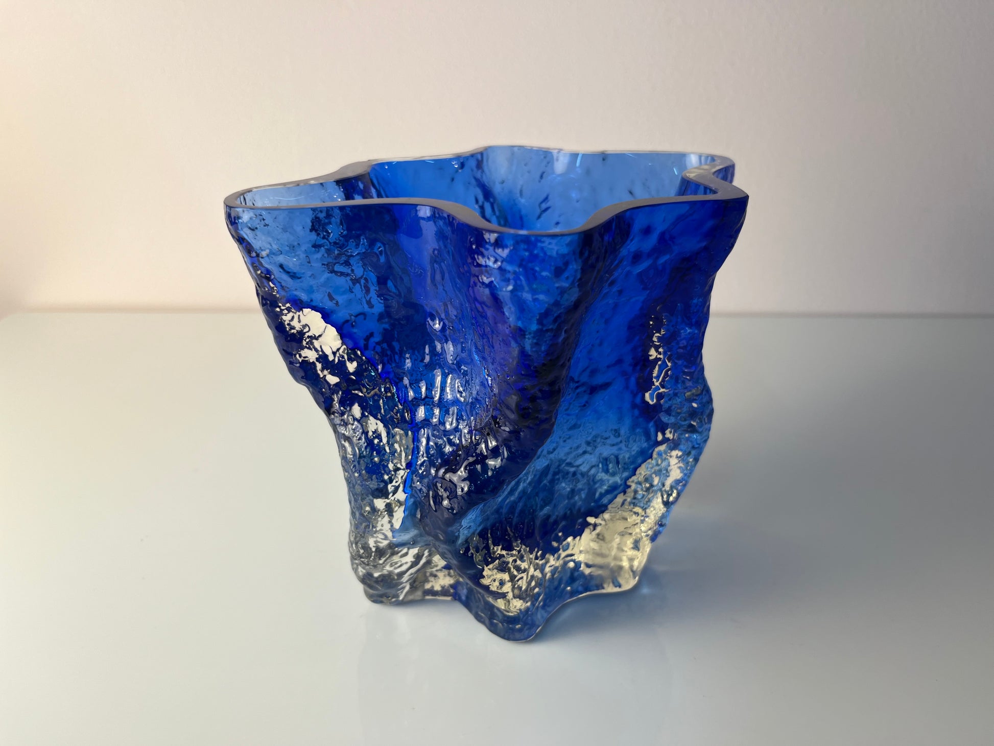 Vase blau Glas von Kai Blomqvist für Riihimaki / Riihimaen Lasi Oy
