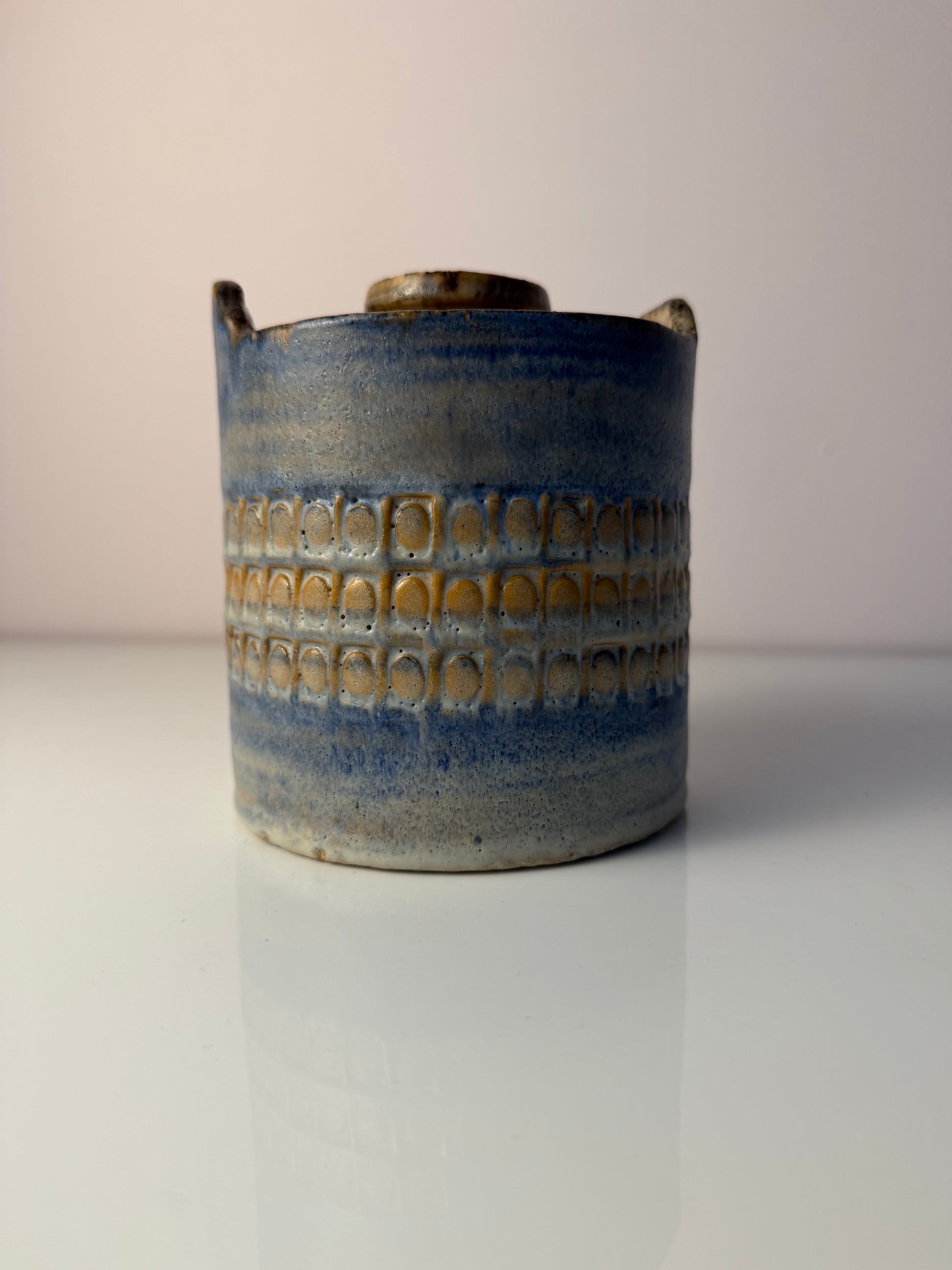 Vorratsdose blau Keramik mit eingeprägtem Muster aus Dänemark