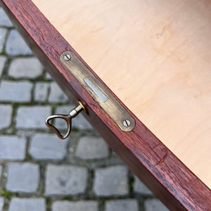 Kommode Teak mit gerundeter Front aus Dänemark