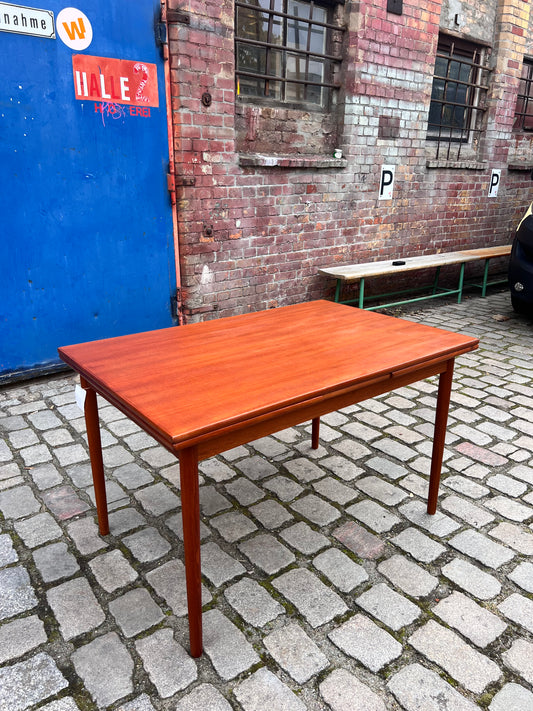 Esstisch Teak ausziehbar aus Dänemark