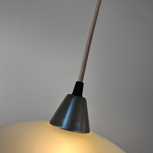 Hängelampe Milchglas aus Dänemark