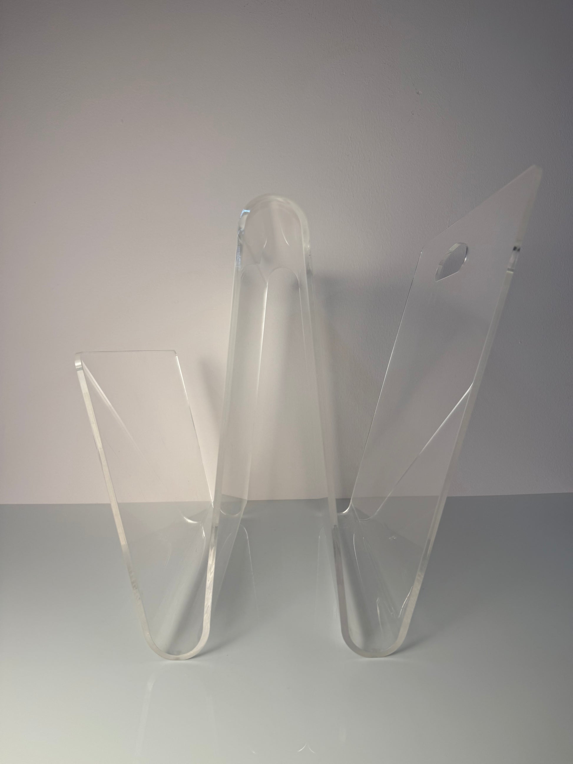 Zeitschriftenständer transparentes Plexiglas