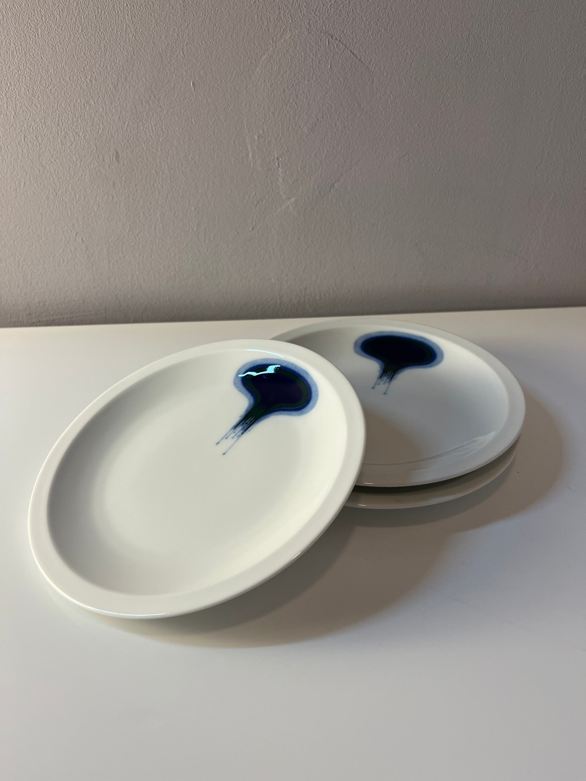 Set: 3x Kuchenteller Form F Pop Art blau weiß von Fürstenberg