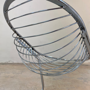 Freischwinger Modell Egg Chair mit Fell von Gastone Rinaldi