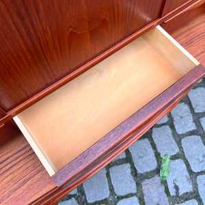 Halbrunder Sekretär Teak aus Dänemark