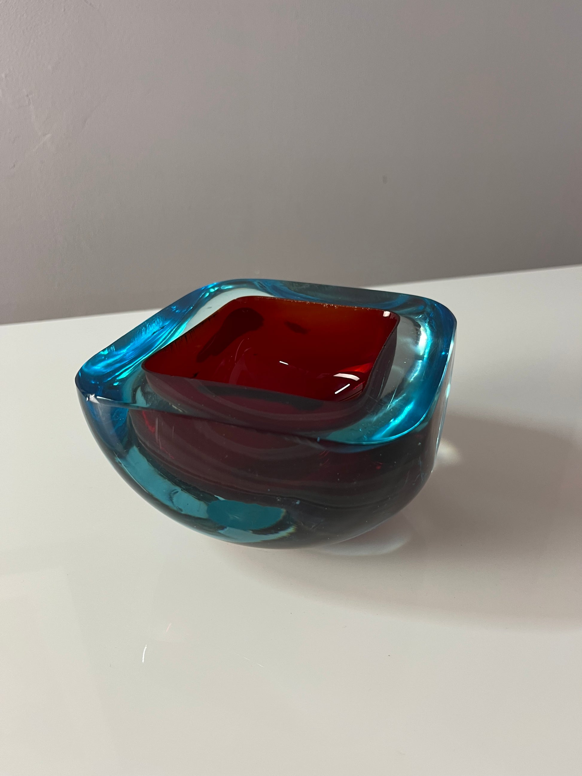 Schale rot blau Muranoglas