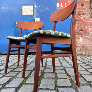 Set: 2x Esszimmerstuhl floral Teak von Farstrup