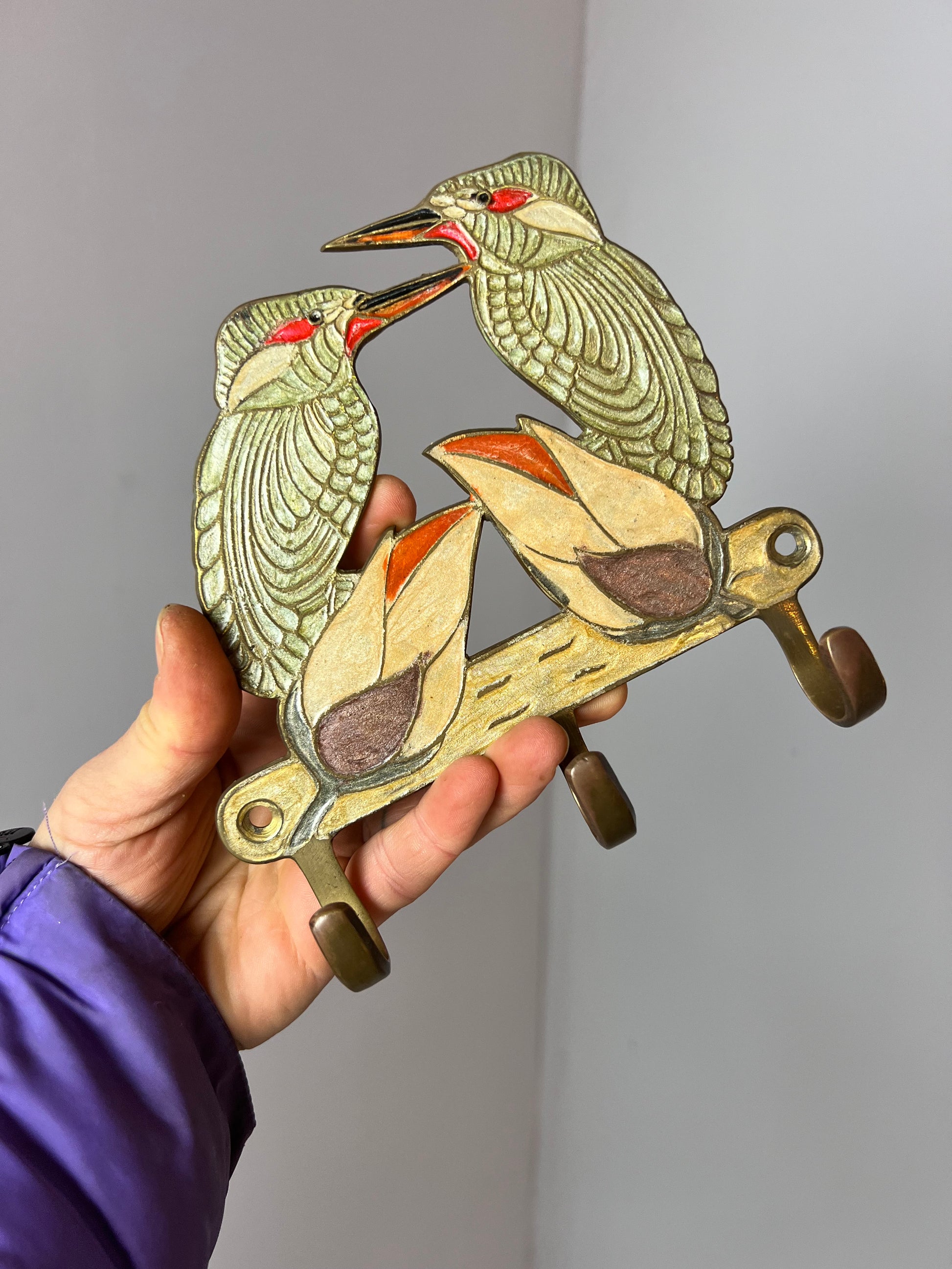 Handbemalte Messing Garderobe Eisvögel 50er Jahre