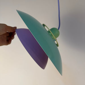 Lamellenlampe neu lackiert flieder türkis aus Dänemark