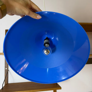 Hängelampe Modell Apollo blau Kunststoff von Nordisk Solar