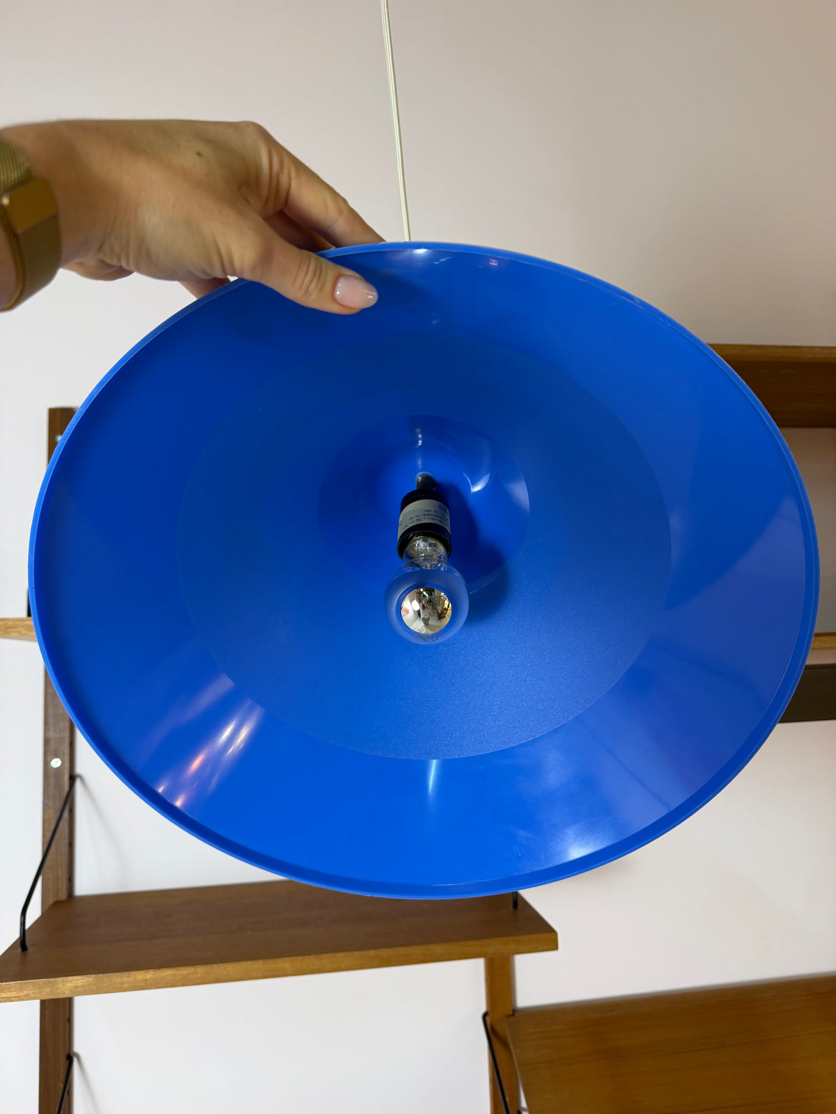 Hängelampe Modell Apollo blau Kunststoff von Nordisk Solar
