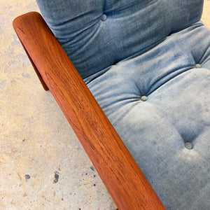 Sessel Loungechair blauer Samt und Teak