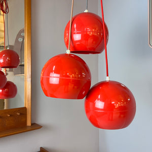 Kugellampe rot Kunststoff