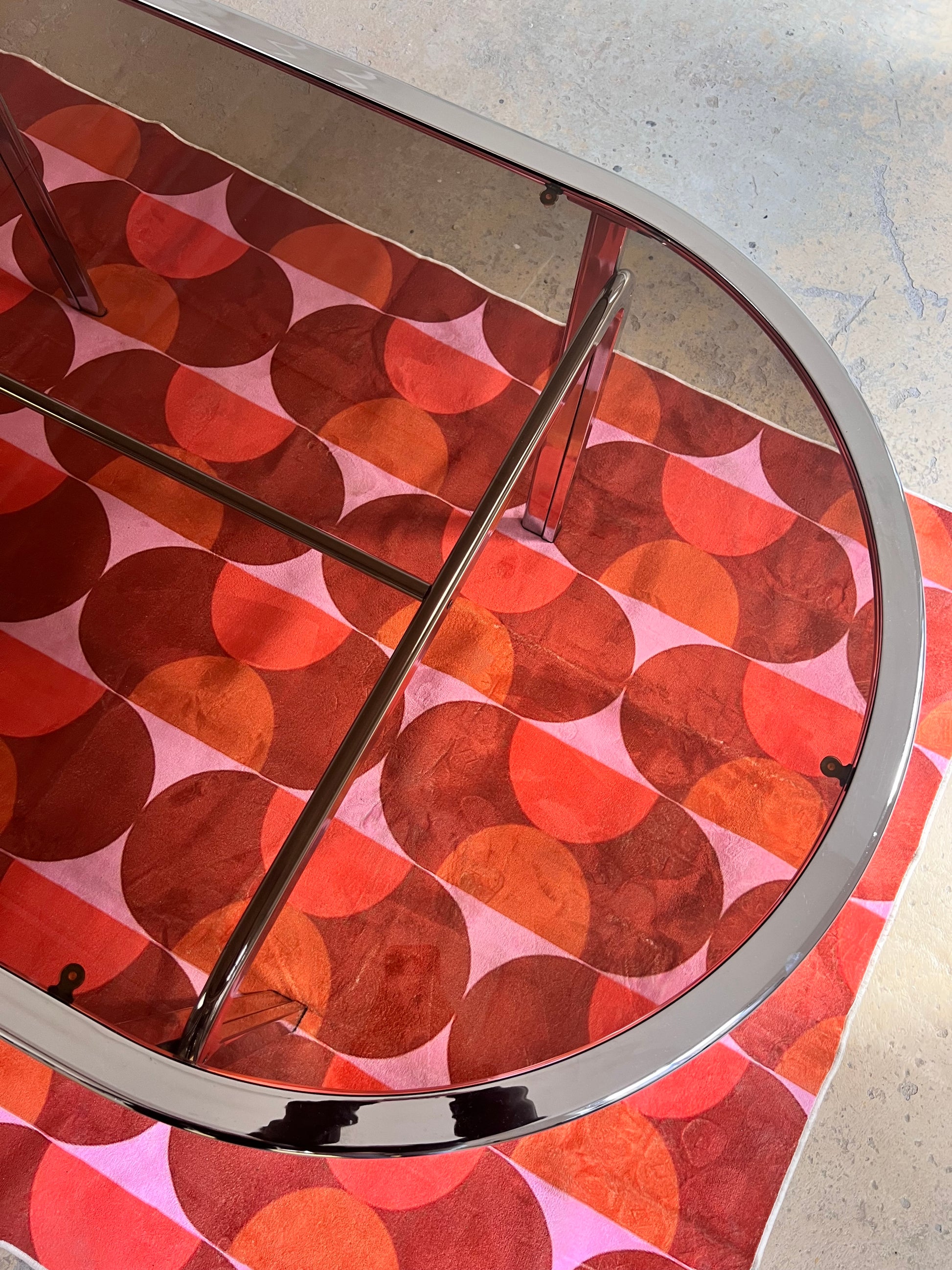Ovaler Esstisch Rauchglas Chrom