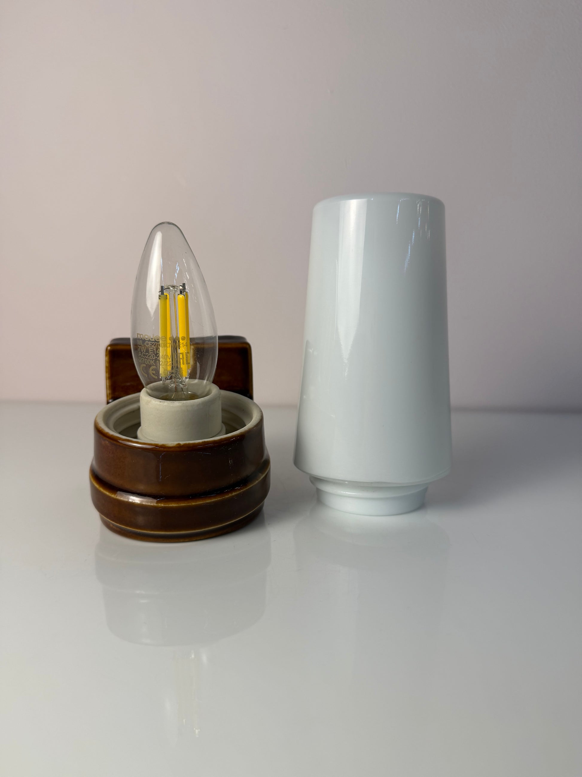 Wandlampe Modell 6080 braun von Sigvard Bernadotte für Ifö