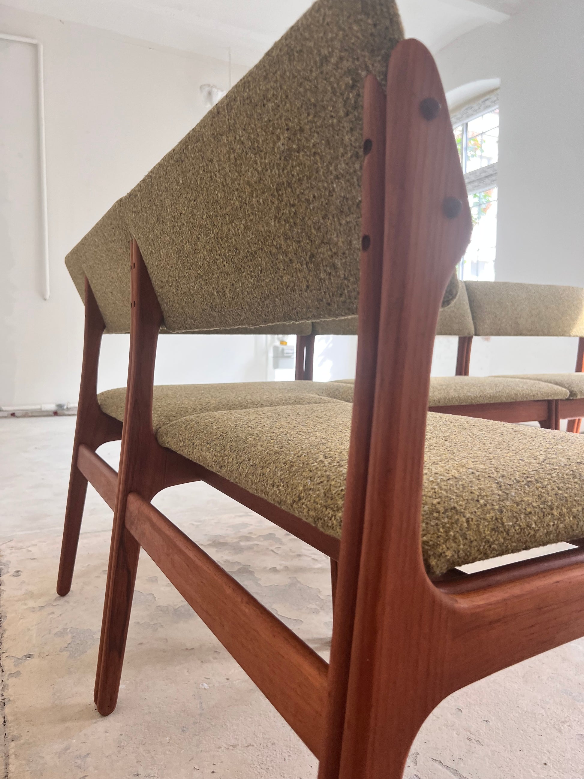 Eckbank grün Teak neu gepolstert von Erik Buch