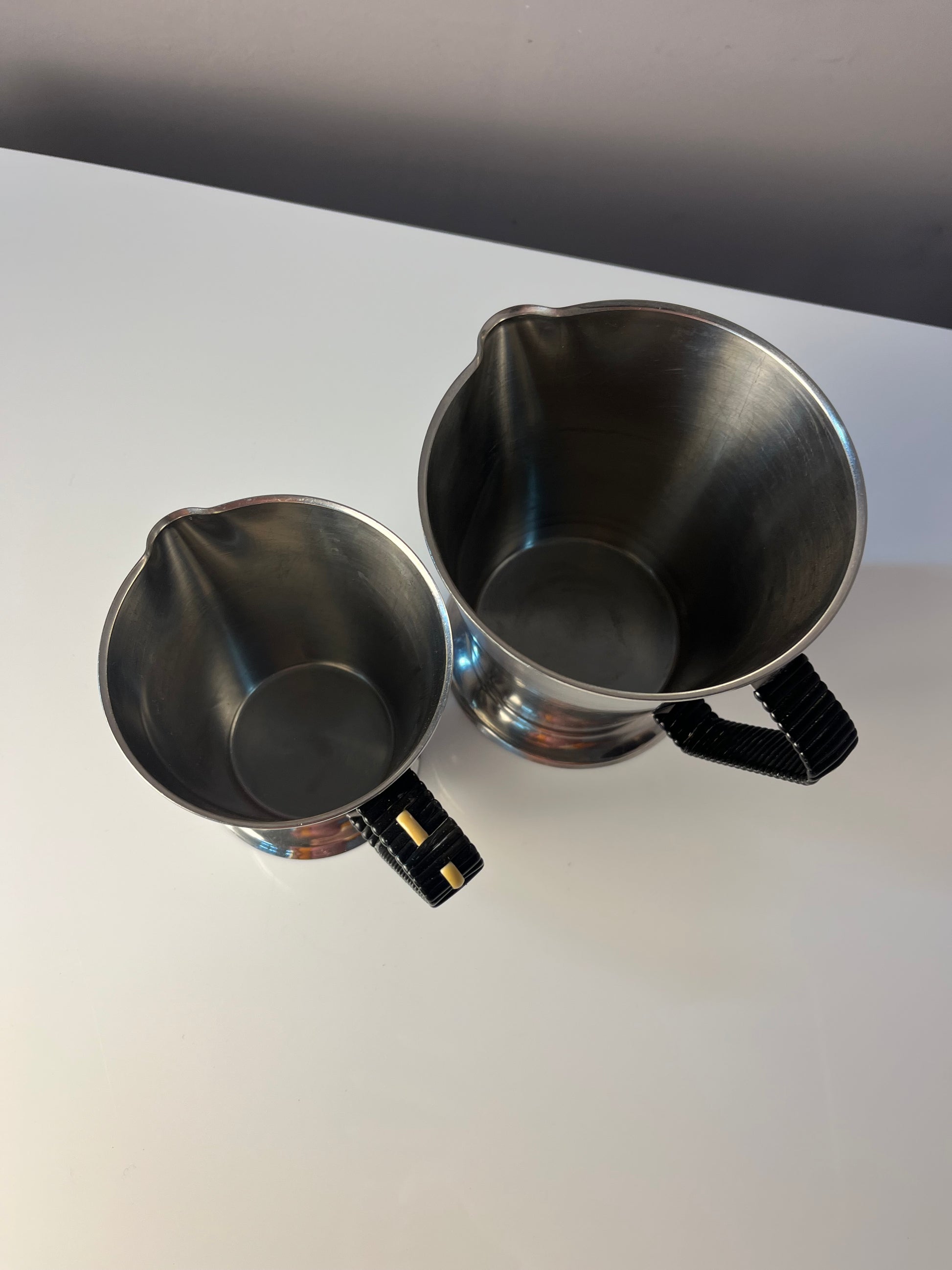 Set: 2x Kanne Edelstahl mit Webgriff aus Dänemark
