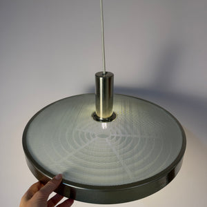 Hängelampe silber weiß mit Gitteroptik aus Dänemark