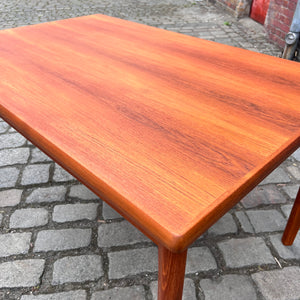 Ausziebarer Esstisch Teak von Henning Kjearnulf