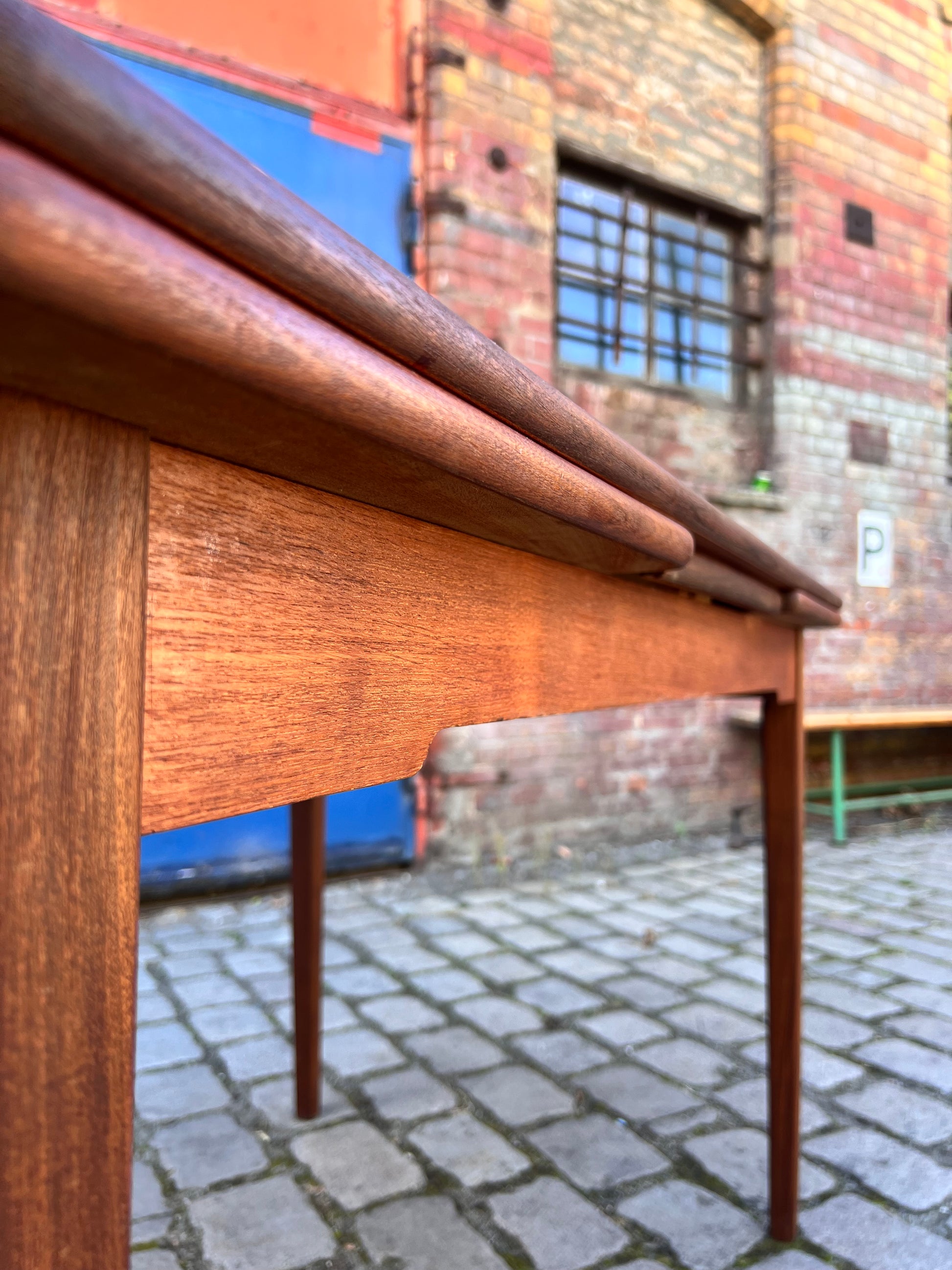 Esstisch Teak ausziehbar aus Dänemark