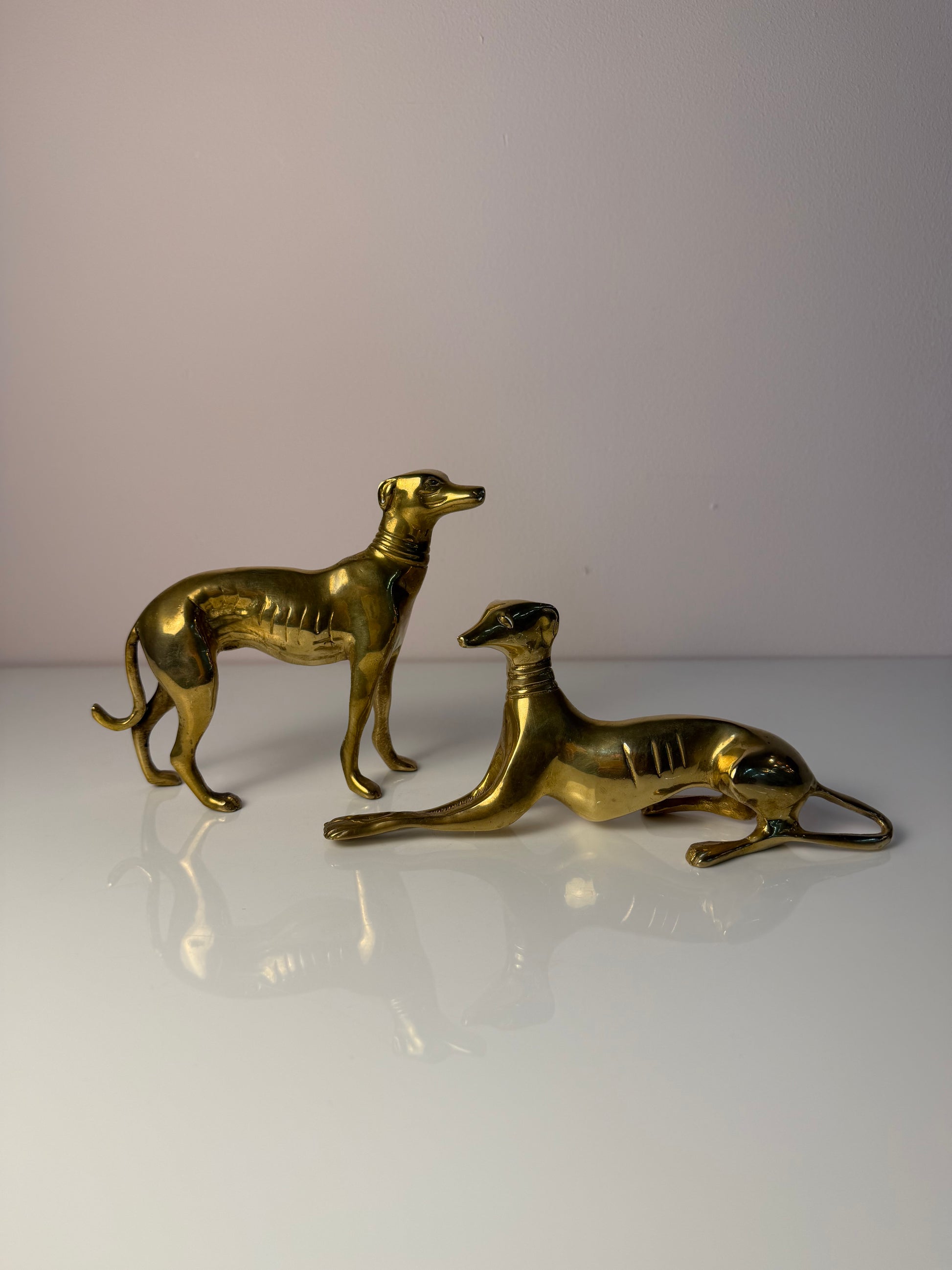 Set: 2 Windhunde Messing aus Dänemark