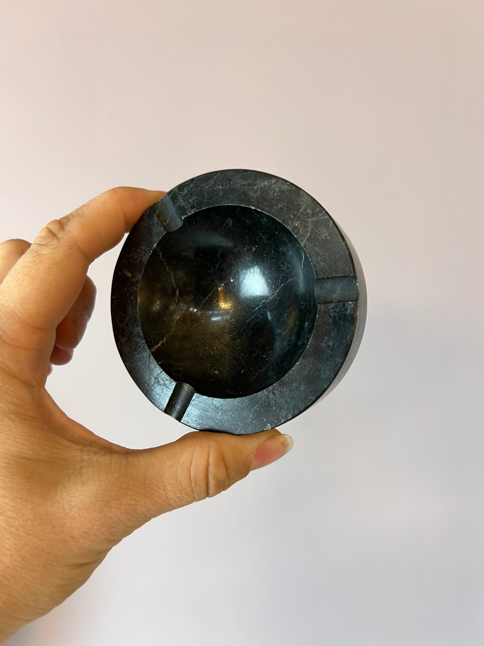 Set: 2 Aschenbecher schwarz weiß Onyx