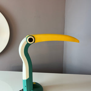 Tischlampe Toucan groß grün gelb von H.T. Huang für Huangslite