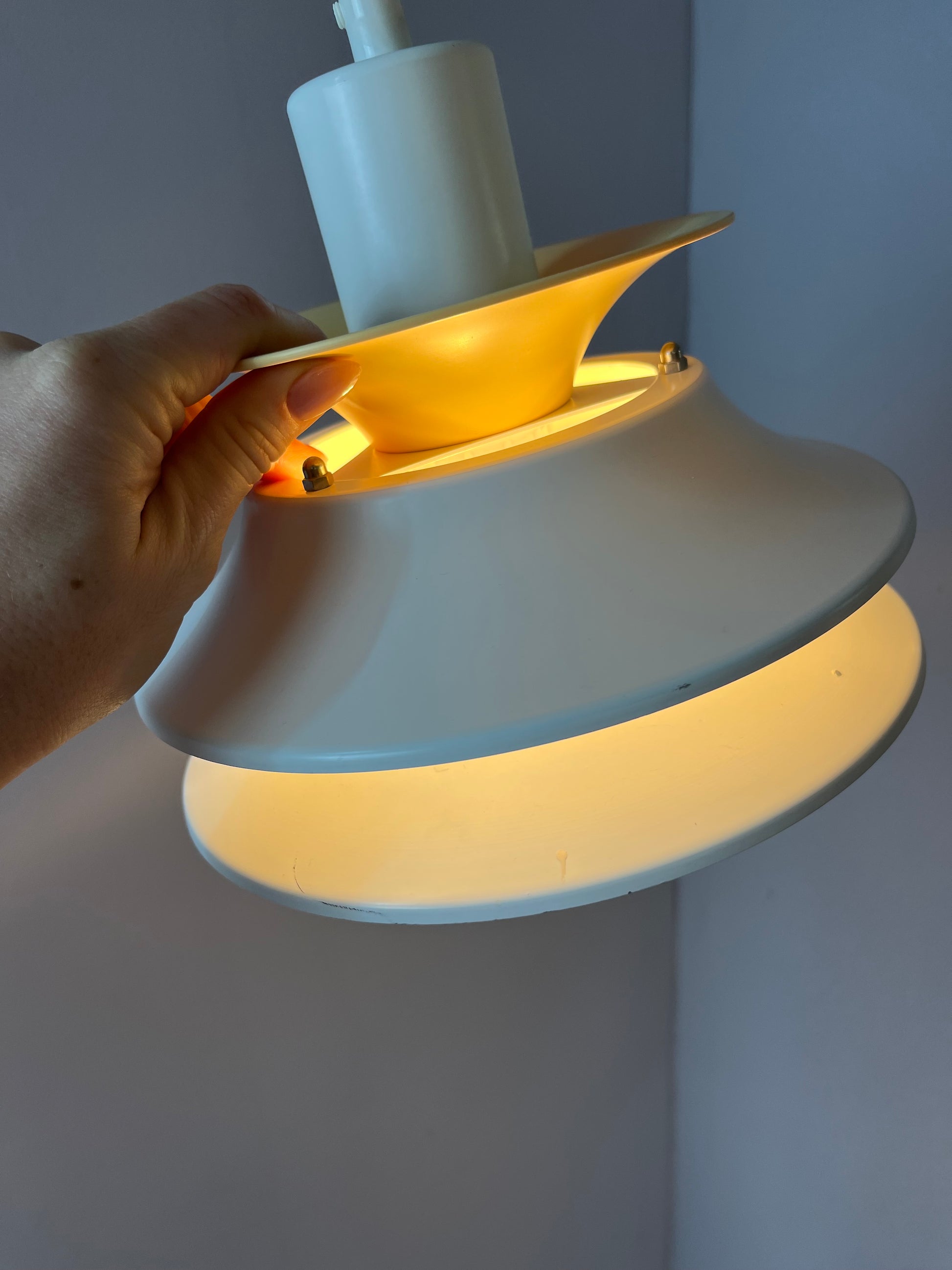 Lamellenlampe weiß gelb von Lyskær