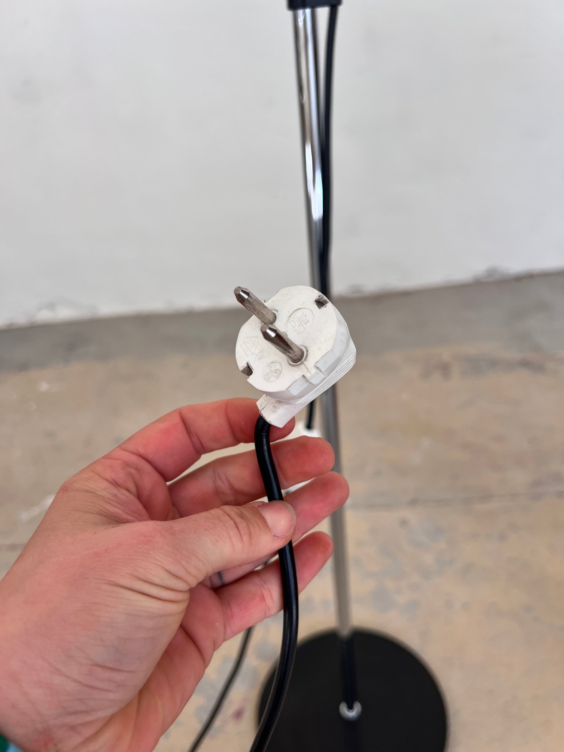 Stehlampe Chrom von STAFF