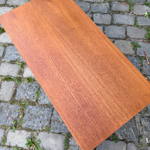 Kommode Teak mit Schubladen auf Chromfüßen