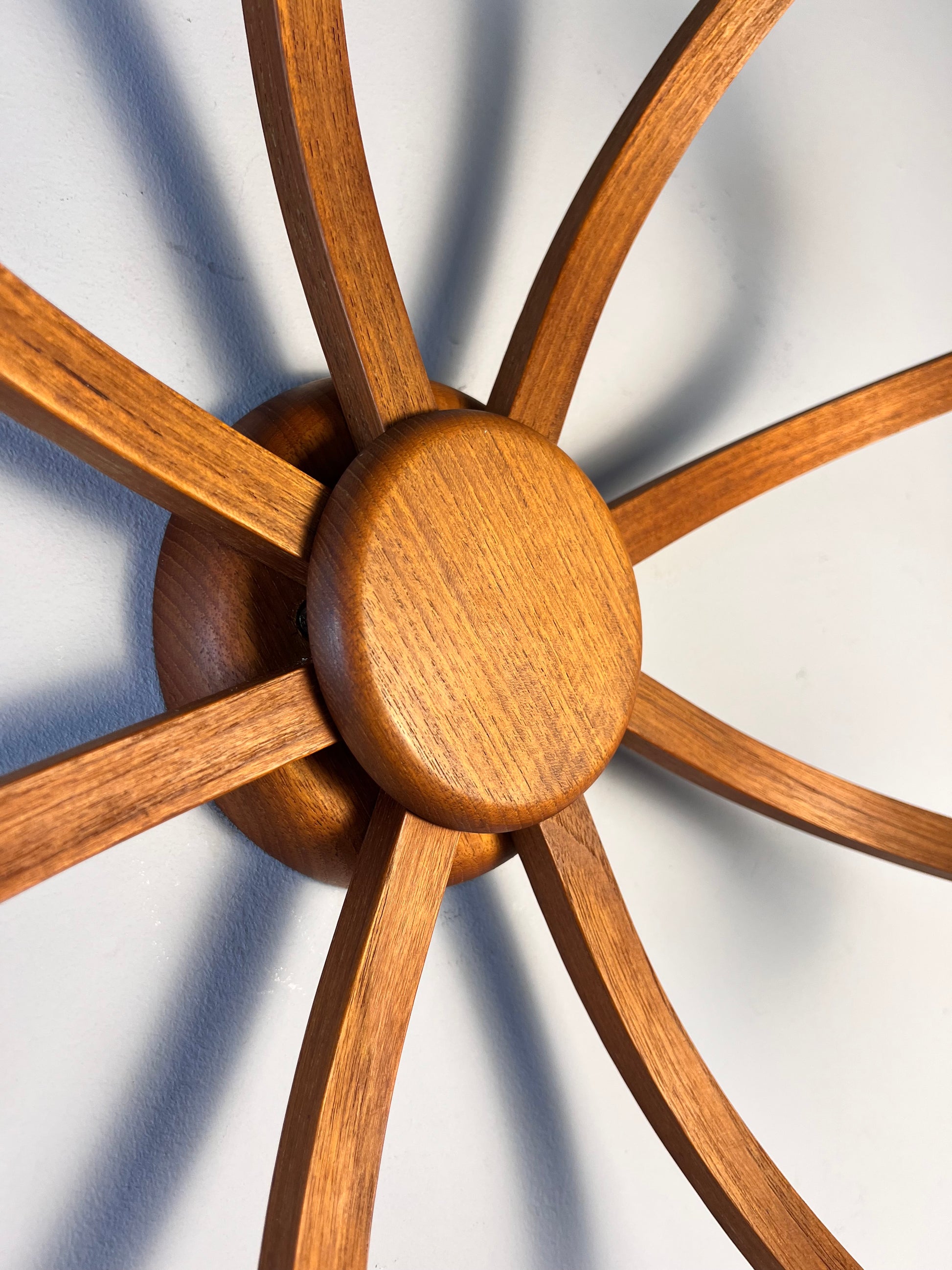 Achtarmige Wandlampe / Deckenlampe Teak von DOMUS